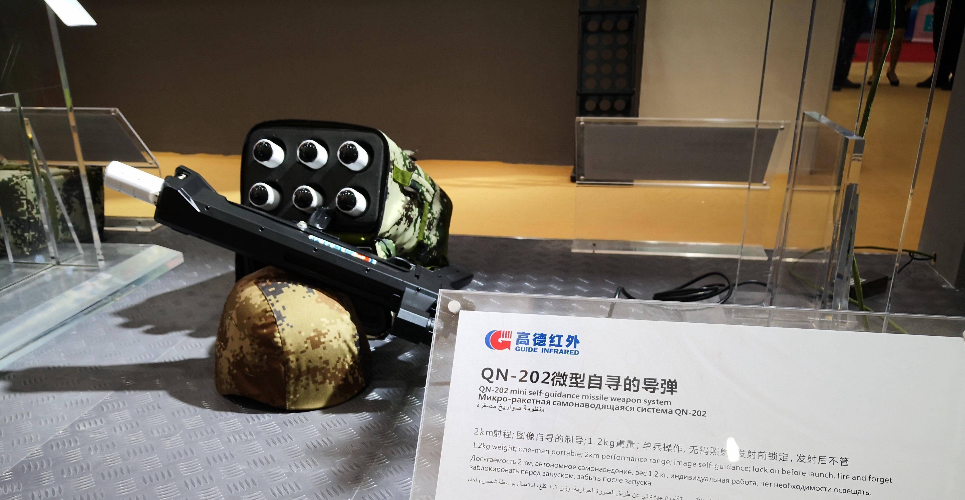 导弹不是越大越好中国微型导弹一人能带6枚1枚能炸毁辆悍马