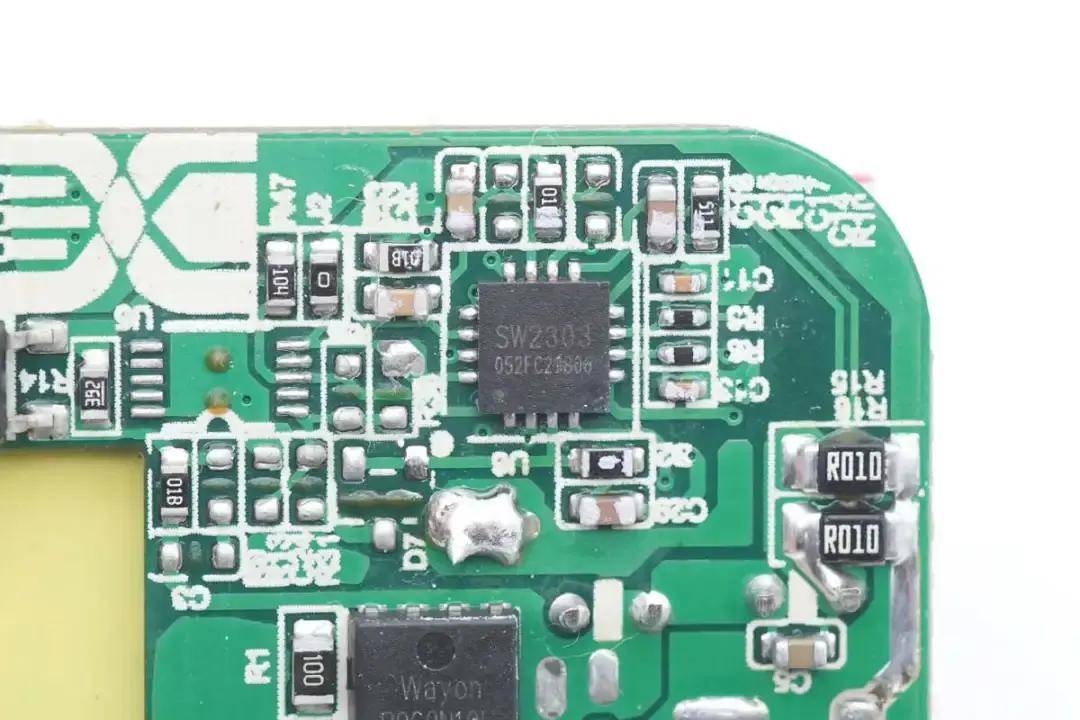 近期拆解的超薄快充内置哪些快充协议芯片这篇文章给你答案