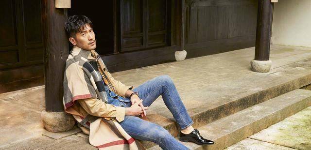 安慰节目组否认已有儿媳忍痛答记者问高以翔父亲仅是善良