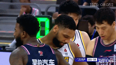 本文来源 阿卡故事这一刻,杜锋和胡金秋的心紧紧相连,他们将共同走过