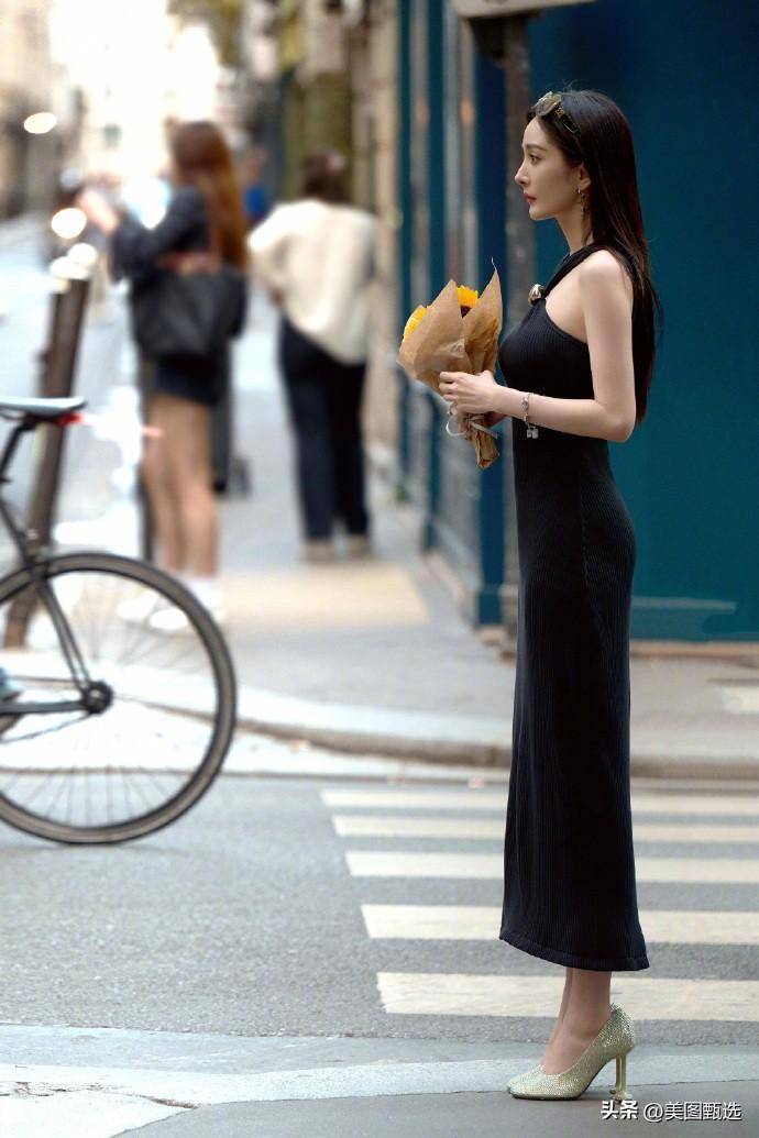 杨幂巴黎街拍合集黑色长裙676767