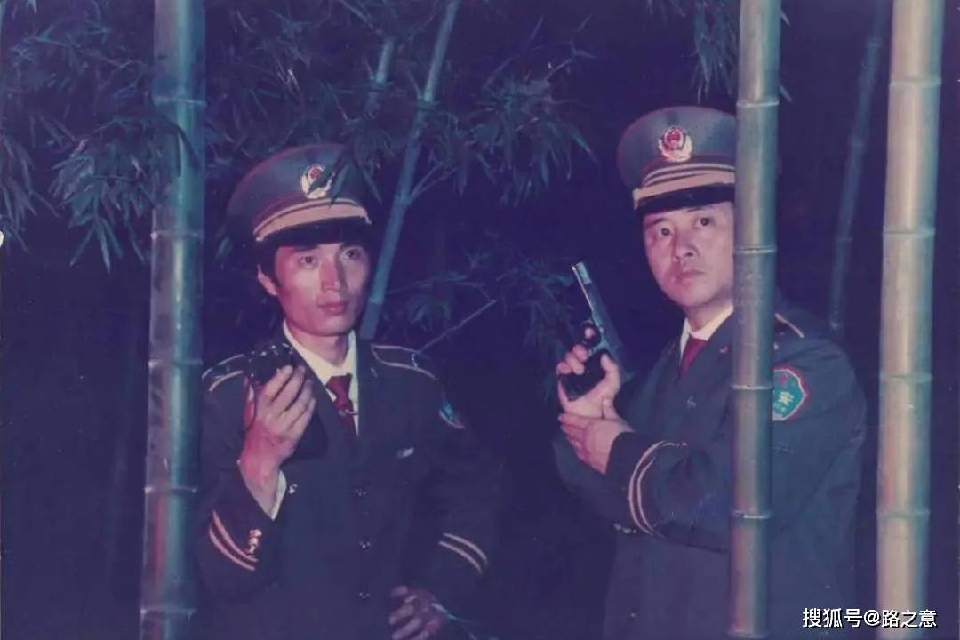 6岁小男孩目睹妈妈被害1999年娄底市1111特大案侦破始末