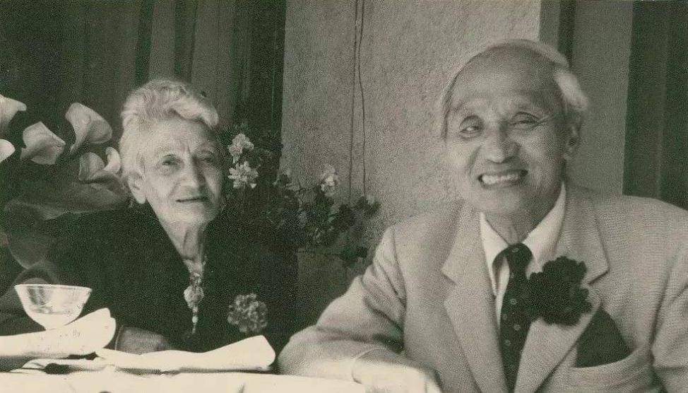 发家,娶15岁妻子,只为与岳母偷情,最终客死他乡_卢芹斋_国家_张静江