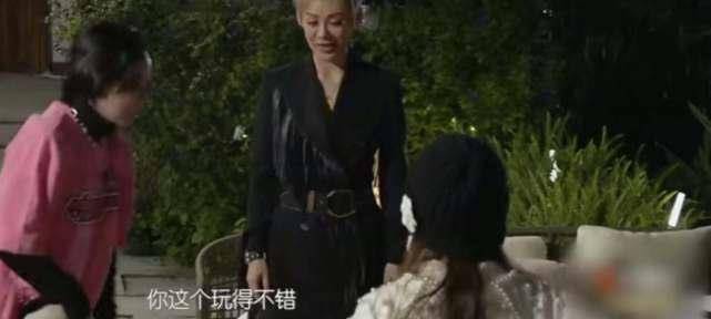 与李斯丹妮孟佳再现童年快乐生活_姐姐_节目_郁可唯