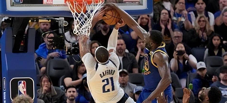 原创追梦格林如果一支球队只是进攻出色防守一塌糊涂那是不能赢得比赛