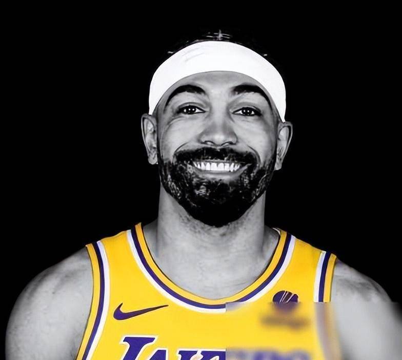 等了一个赛季啊,湖人最大补充来了_文森特