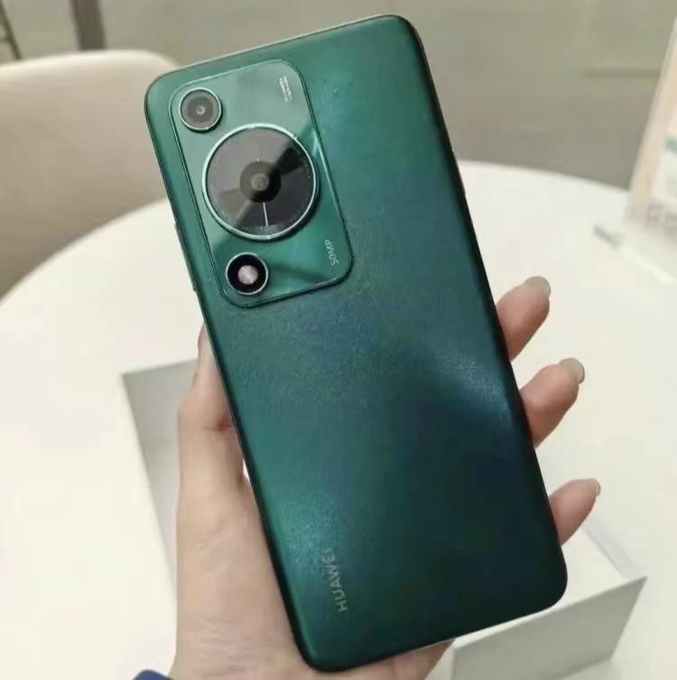 原创华为发力低端市场6000mah鸿蒙os4华为p60背面设计跌至786元