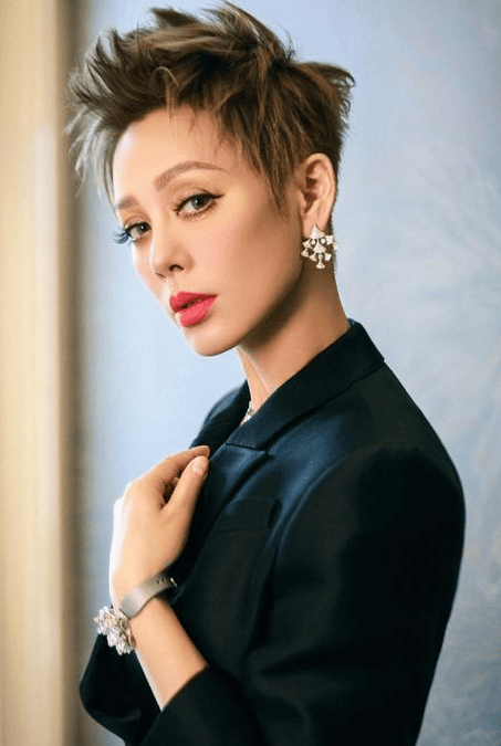 原创太美了51岁的宁静依然美在我们的心坎上顶不住啊顶不住