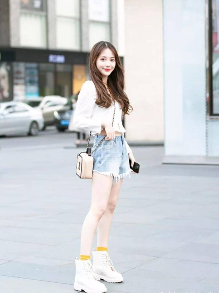 女生值得一试的韩系穿搭简约而不简单美出时髦感还减龄