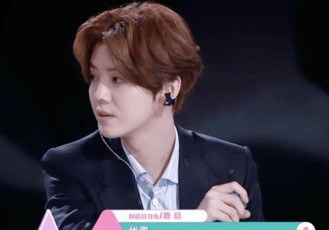 原创张艺凡跳完舞没顾上穿鞋鹿晗第一反应超暖网友关晓彤好有福气