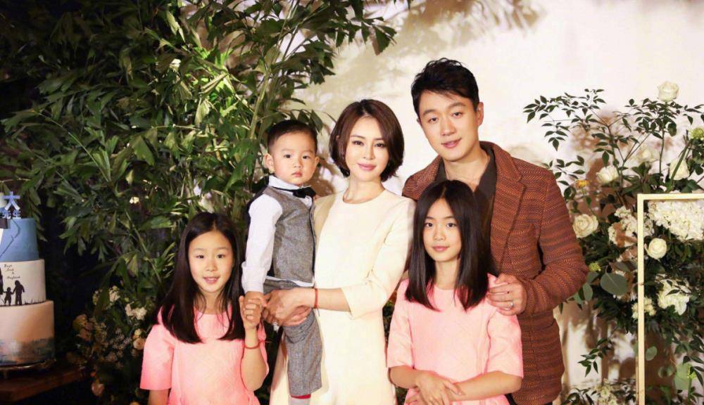 佟大为和关悦结婚17年,养育了三个孩子,如今夫妻恩爱事业顺利,他估计