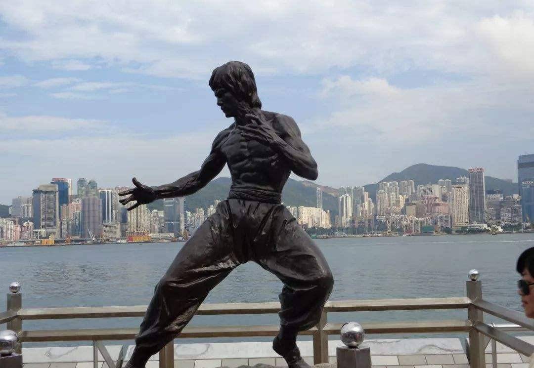 合气道七段高手黄仁植,腿功一流,却比不过李小龙