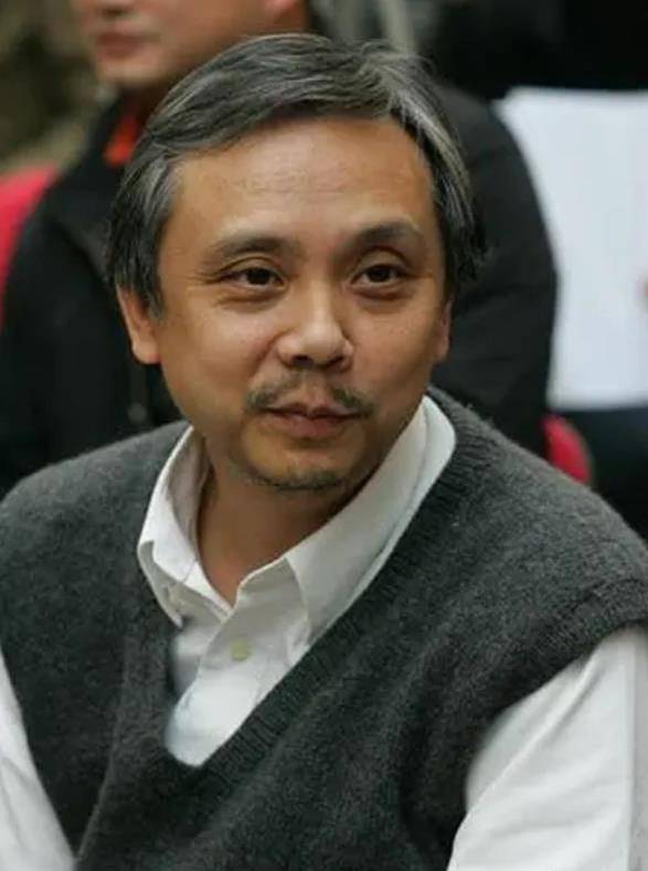 一见钟情分手的夫妻:陈慧仪单身抚养两子女,陈嘉上娶小30岁娇妻