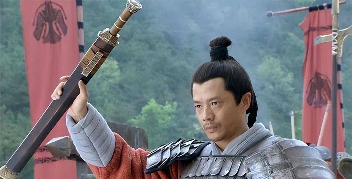 但是没想到的是,韩信前脚刚刚入宫,后脚就被抓住了.