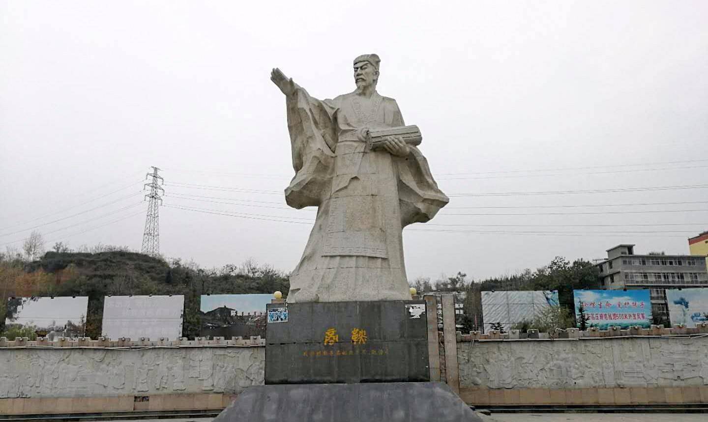 中国历史第一禁书,是皇帝必读书籍,读的人或是君王或是想反叛_商君书_