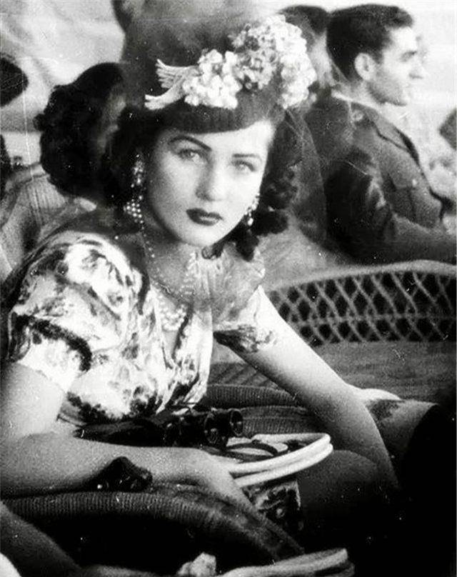 原创法丝亚福阿德伊朗末代国王得首任王后被誉为亚洲维纳斯