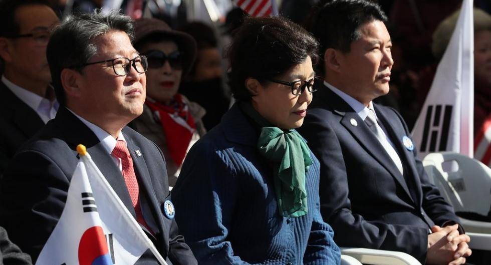 原创朴槿惠被赦免胞妹朴槿令参选韩国总统朴氏一族要卷土重来