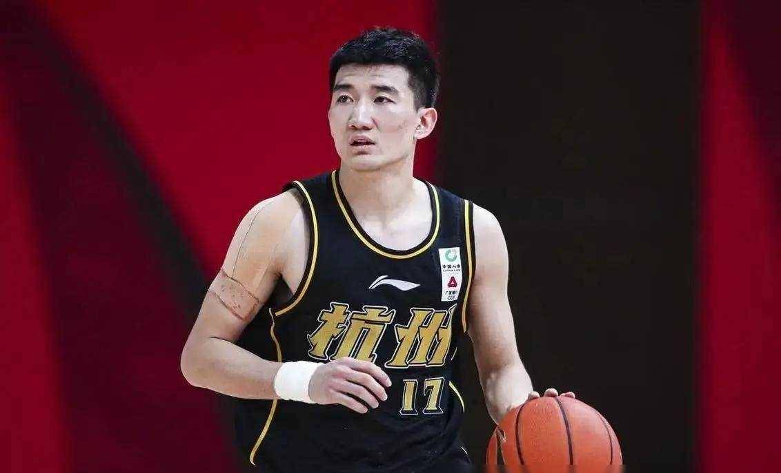 辽篮季后赛烽烟再起郭艾伦归来或成战局破冰者