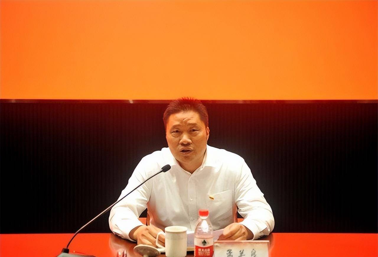 奥运冠军退役后成副市长官至副厅级妻子曾哭诉半年不回家