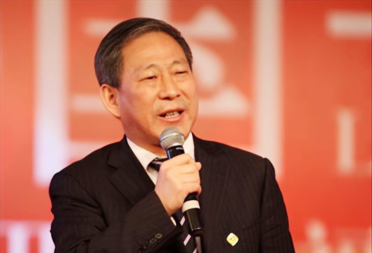 原创中国狂人严介和娶学生180天夷平700座山儿子接下千亿帝国