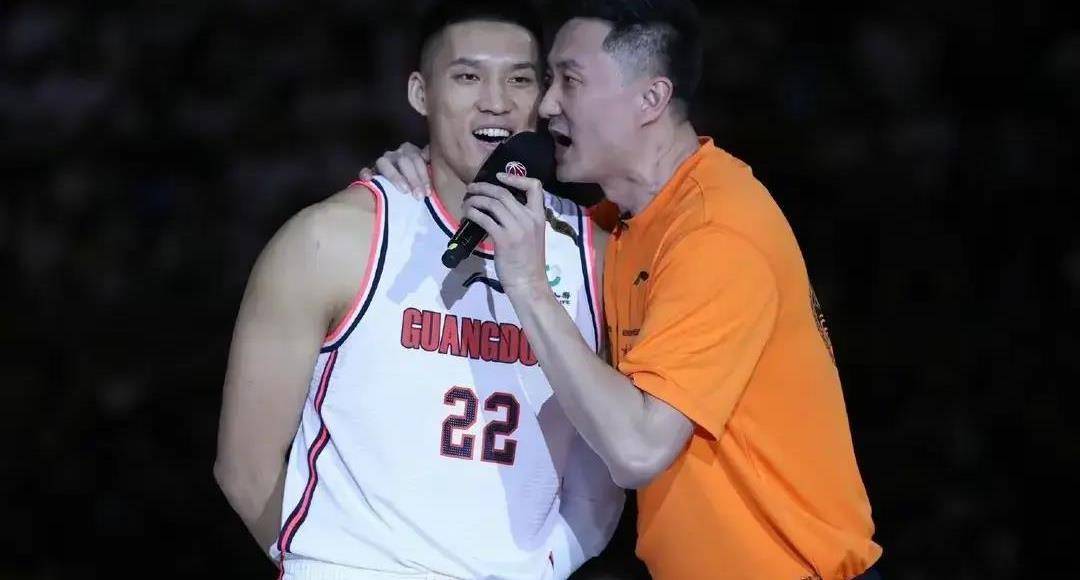 原创当我看到曾繁日与杜锋的合影时我发现广东应该效仿苏伟召回阿里