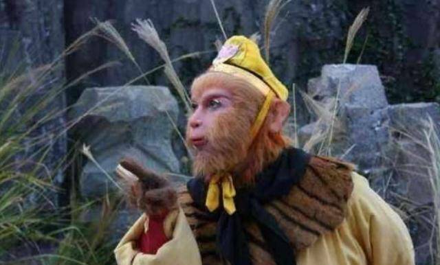 原创孙悟空连玉帝都不曾跪拜为何会对九尾老狐狸行跪拜之礼