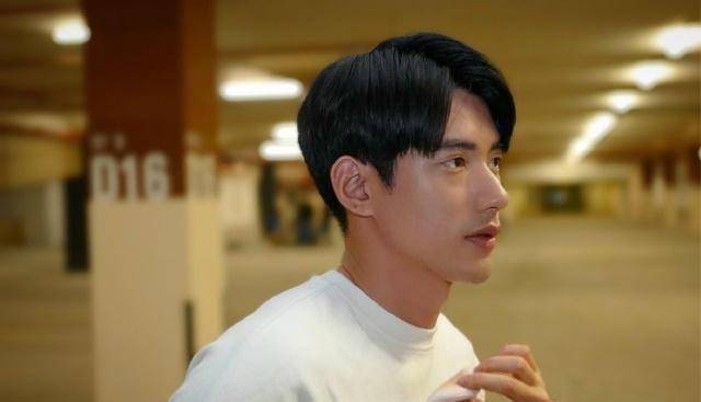 参加《好男儿》选秀出道,曾红过马天宇,现在被人遗忘很可惜_吴建飞_剧