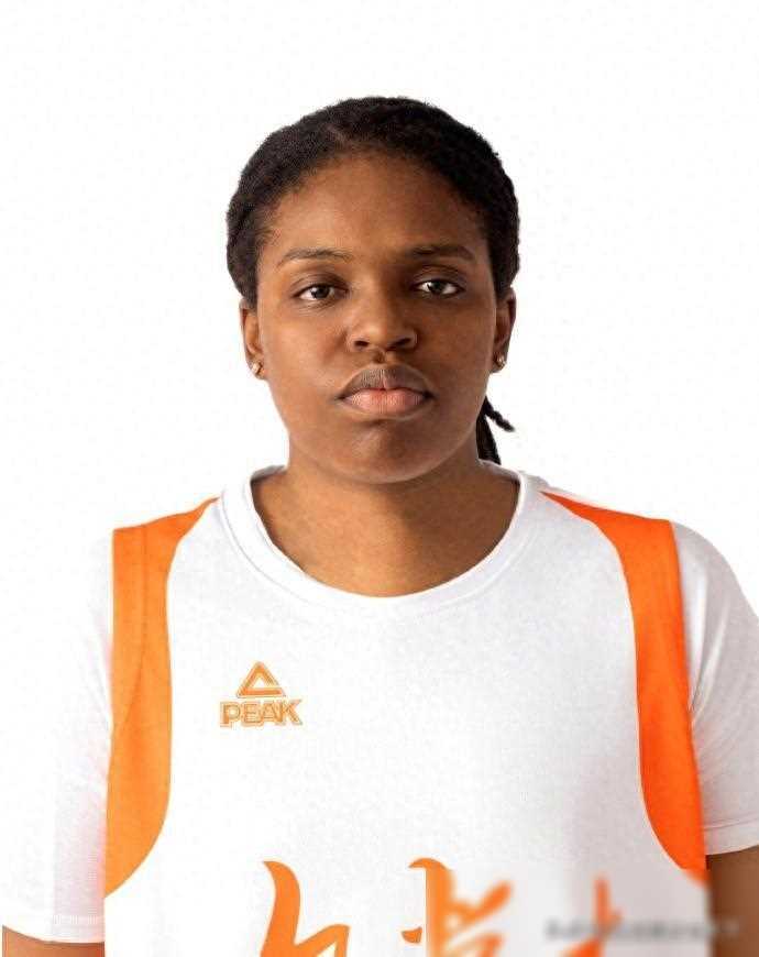 川蒙大战在即琼斯pk坎贝奇优势在哪