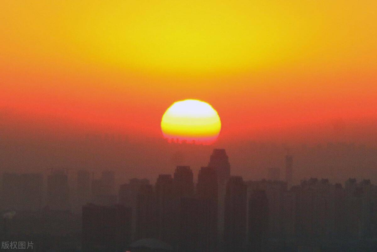 太阳真正的样子大气图片