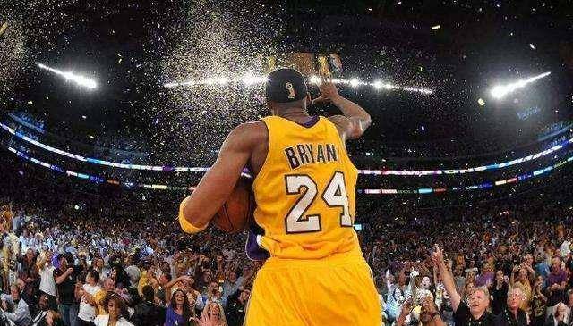 原创曾因雅俗论被郭德纲怼又因调侃科比引众怒删博后疑用国骂怼网友