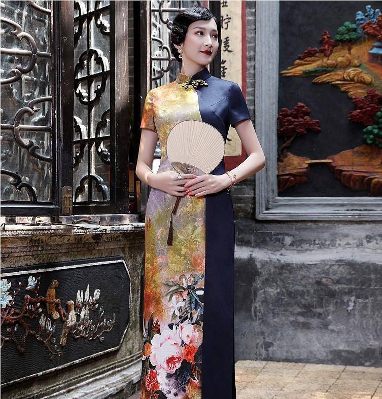 原创出席婚礼的妈妈们该怎样挑选适合自己的旗袍