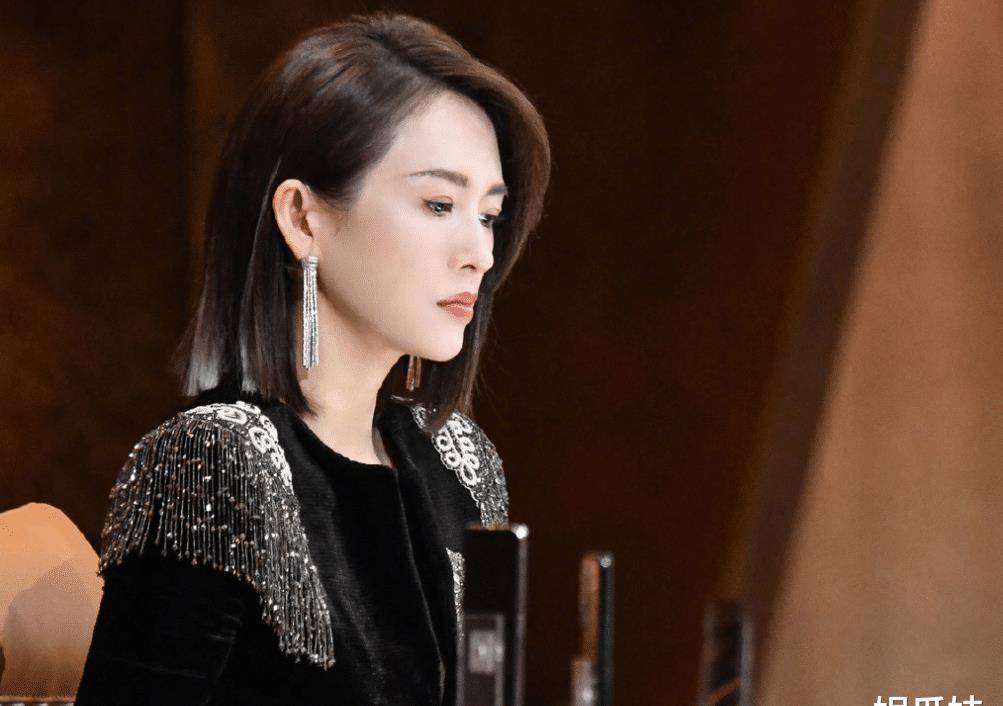 出道23年章子怡获新人奖惹争议花名国际章还抢新人饭碗