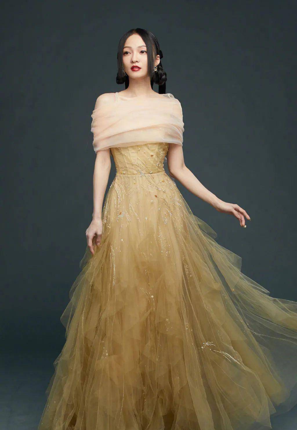 成为大牌收藏家张韶涵可没少花钱