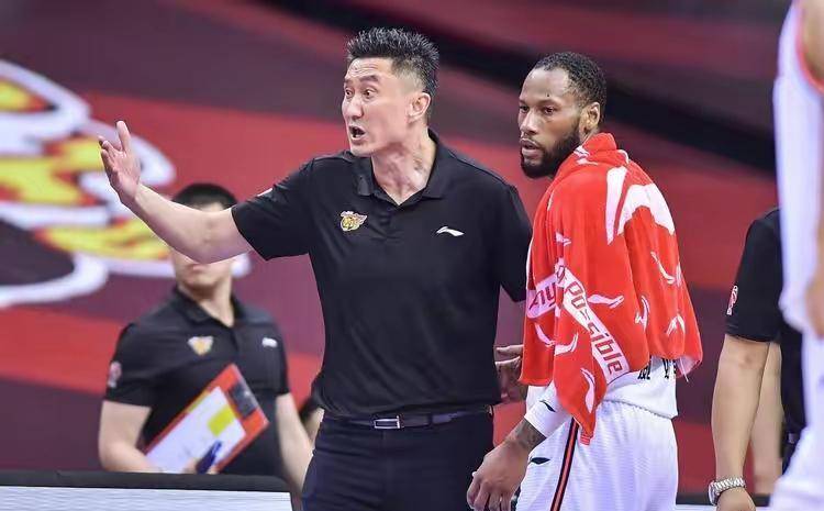 当事人认怂了,2米1中锋或离队_比赛_赵旭宏_cba