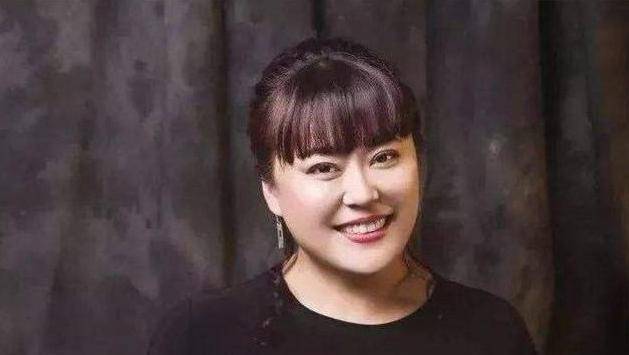 张国立两个搭档:一个养鸡成亿万富翁,另一个如今已无人识_赵亮_李菁菁