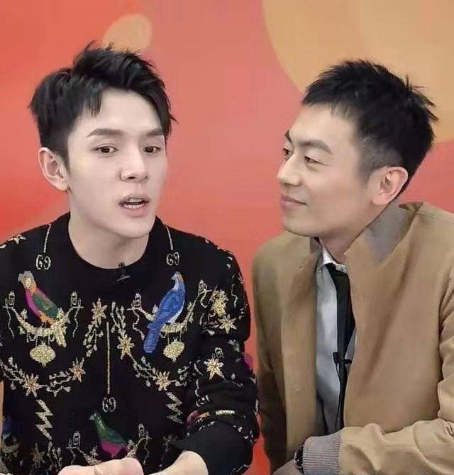 他从硬汉演员变成了新油田竞争者_朱亚文_角色_李佳琦