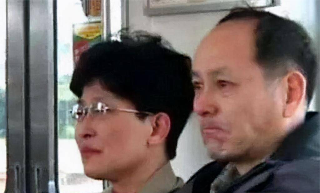 上海一家三口异国打黑工15年,两代人接力改变命运的阶层升迁_丁尚彪