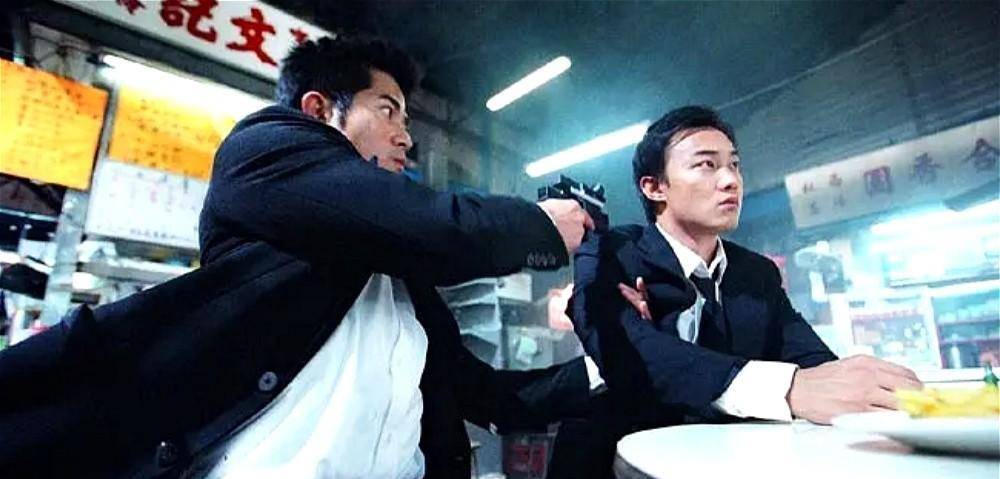 最终三部电影的票房都不理想,《柔道》500万,《冲锋》300万,黎明的