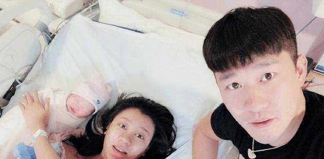 被diss连发4张女儿私照,郭德纲却发了这样一条微博_相声_麒麟_儿子