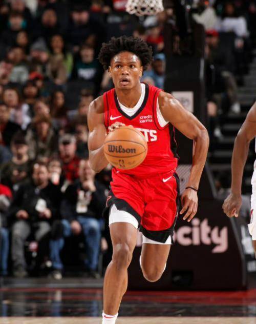 火箭队新秀崛起惠特摩尔努力争取二阵荣耀