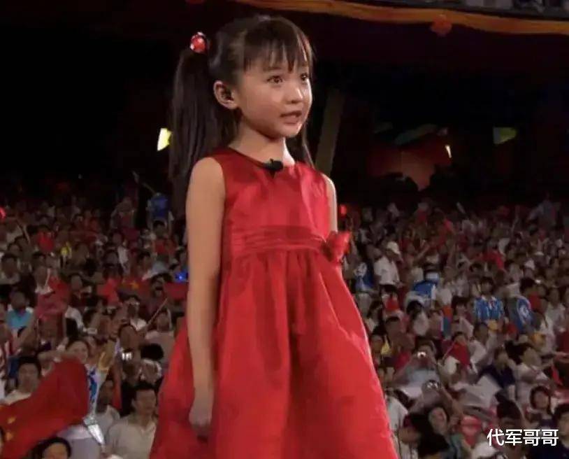 2008年在奥运会上假唱被母亲耽误学业的林妙可后来怎样了