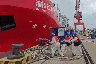 lng"气化长江"标志性工程lng运输加注船试航成功.4月23日上海交流_国