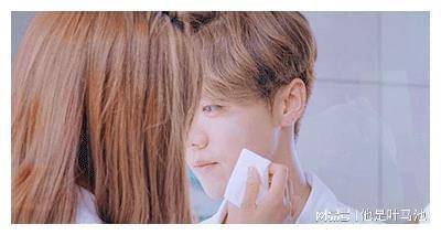 鹿晗关晓彤恋爱8年!因为这个原因没有结婚!_王一博_事业_双方