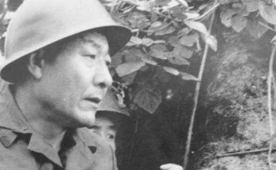 原创军长上任副军长看到他后愣住了你不是我当年俘虏的那个小兵吗