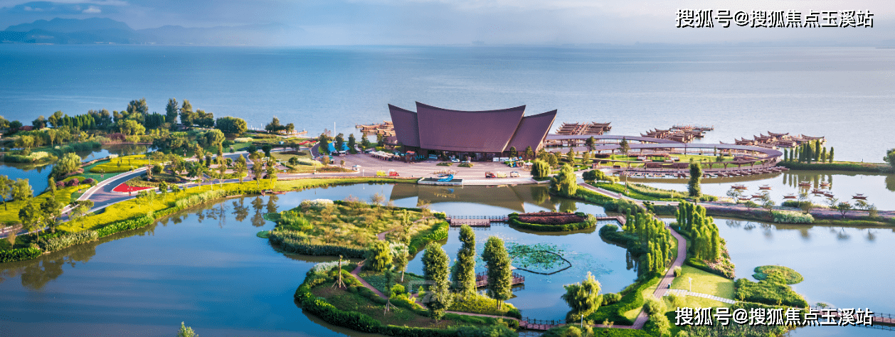 昆明七彩云南古滇名城万亩康养大盘真正把养老和度假做到极致