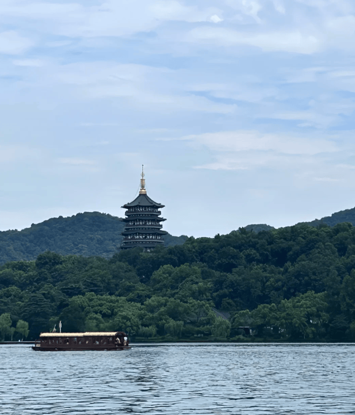 跟团去杭州旅游多少钱