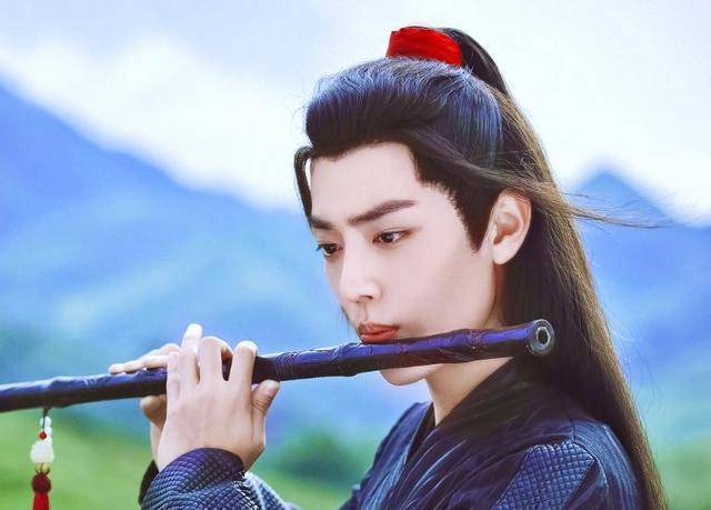 《狼殿下》终于发新料!肖战李沁洞房照超甜,可惜王大陆才是男主