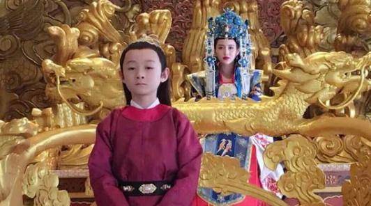 后来却嫁给皇帝,成为临朝称制的女主_刘娥_宋真宗_宋朝