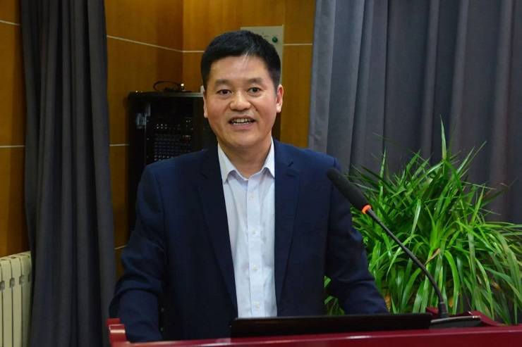 引高校优秀资源以项目探索育人首师大附属苹果园中学与清华大学开启