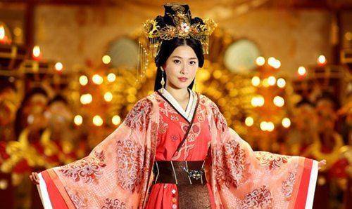 谥曰思后,置园邑三百家,长丞周卫奉守焉汉武帝驾崩之后,霍光与金日磾